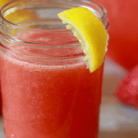 The BEST Strawberry Lemonade
