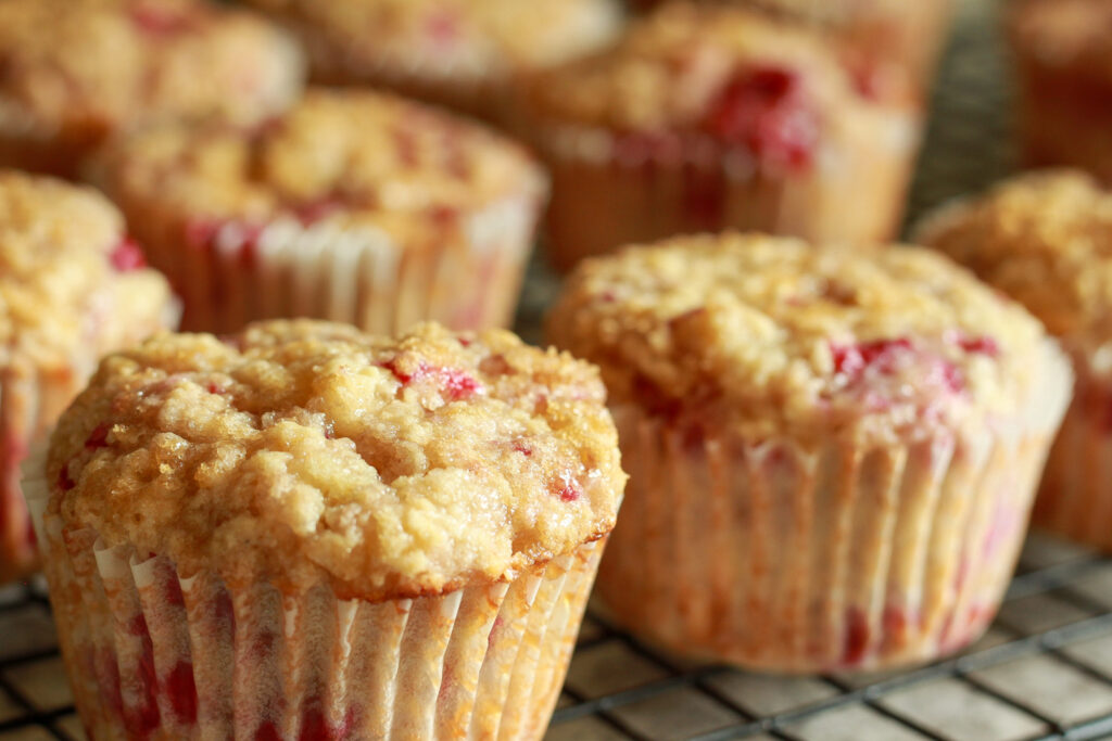 vegan raspberry muffins