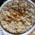 vegan apple cinnamon oatmeal