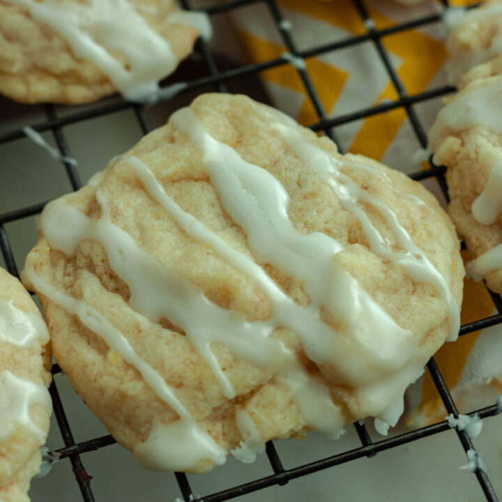 Easy Vegan Lemon Cookie